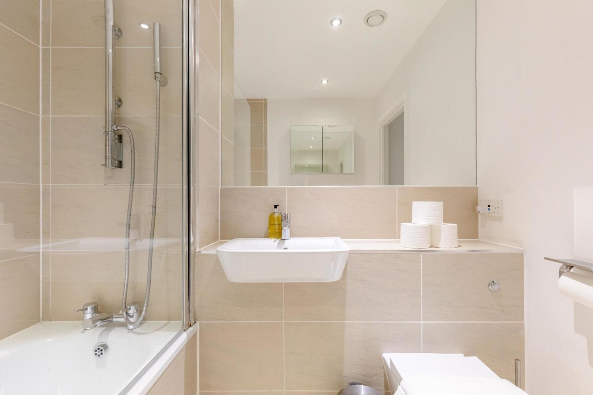 Gorgeous 1bd Flat - 10 Mins From Clapham Common! Appartamento