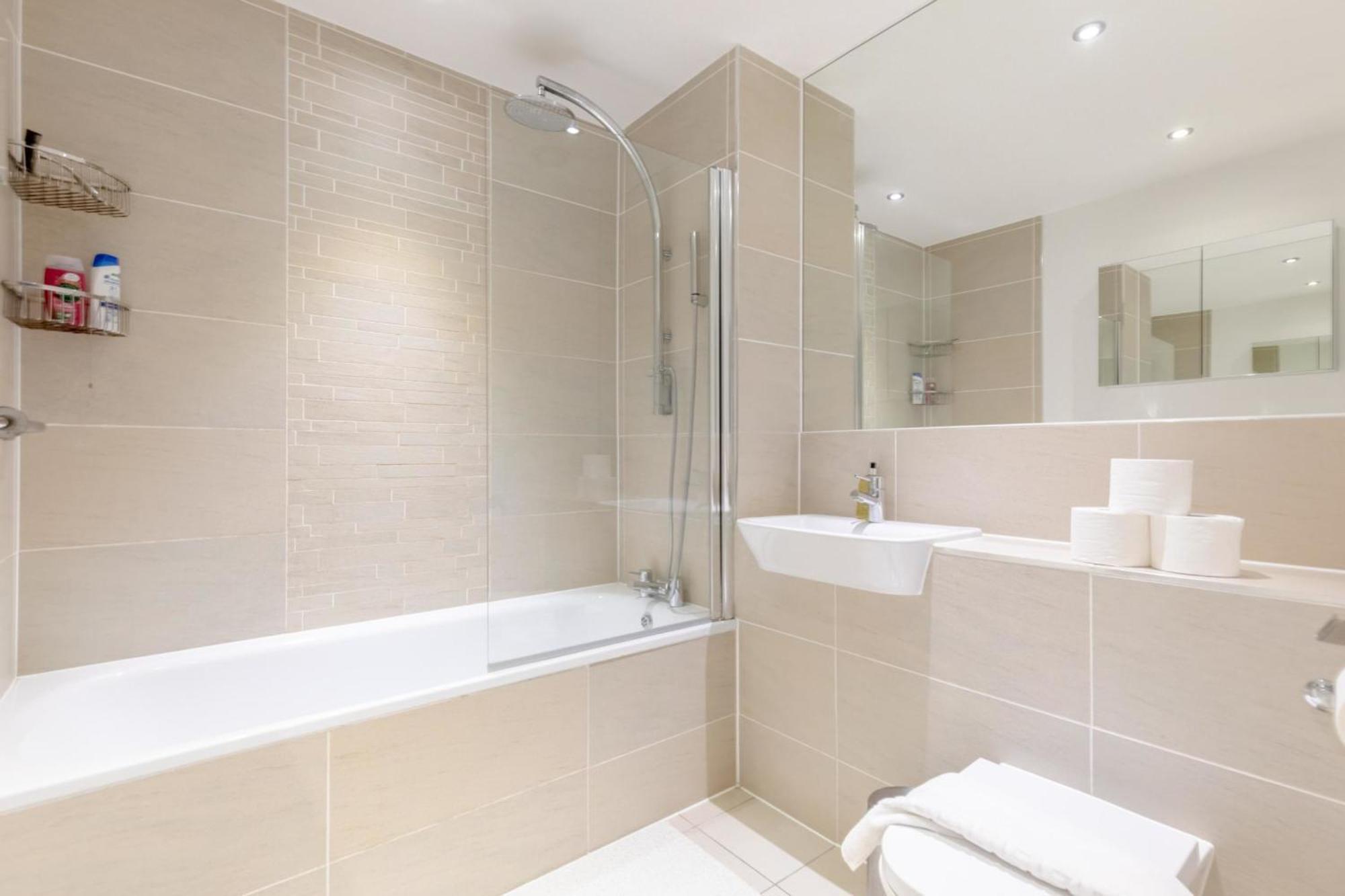 Appartamento Gorgeous 1bd Flat - 10 Mins From Clapham Common! *